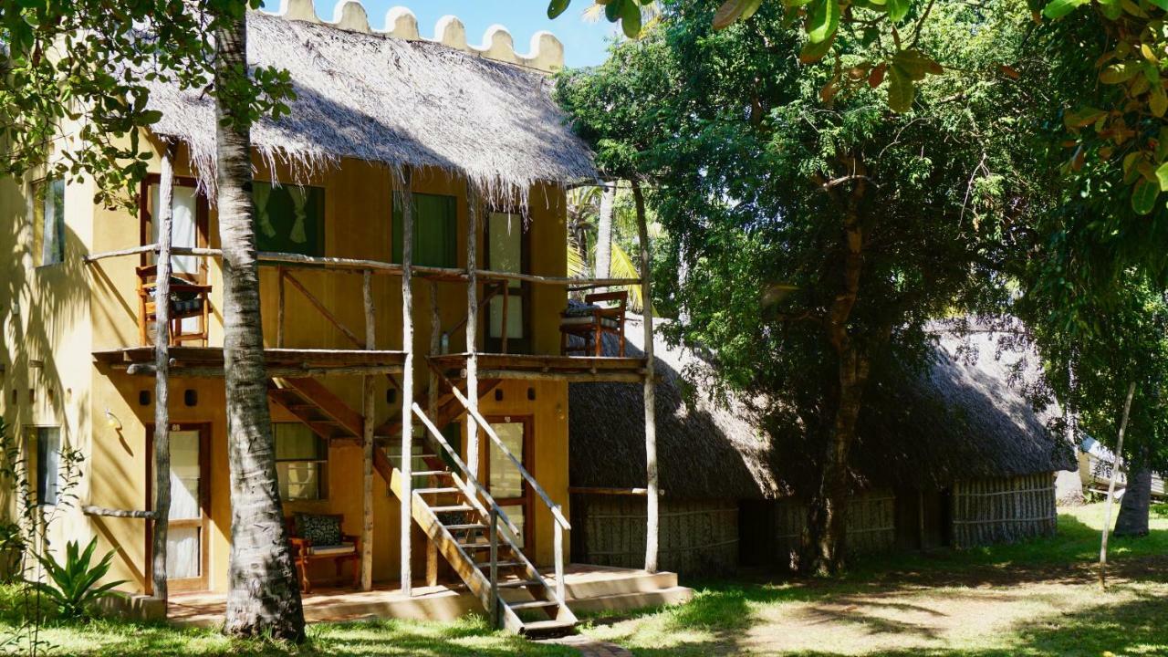 Turtle Cove Lodge And Yoga Shala Praia do Praia do Tofo Esterno foto