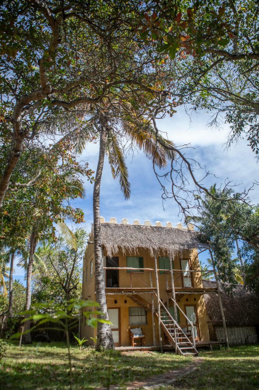 Turtle Cove Lodge And Yoga Shala Praia do Praia do Tofo Esterno foto