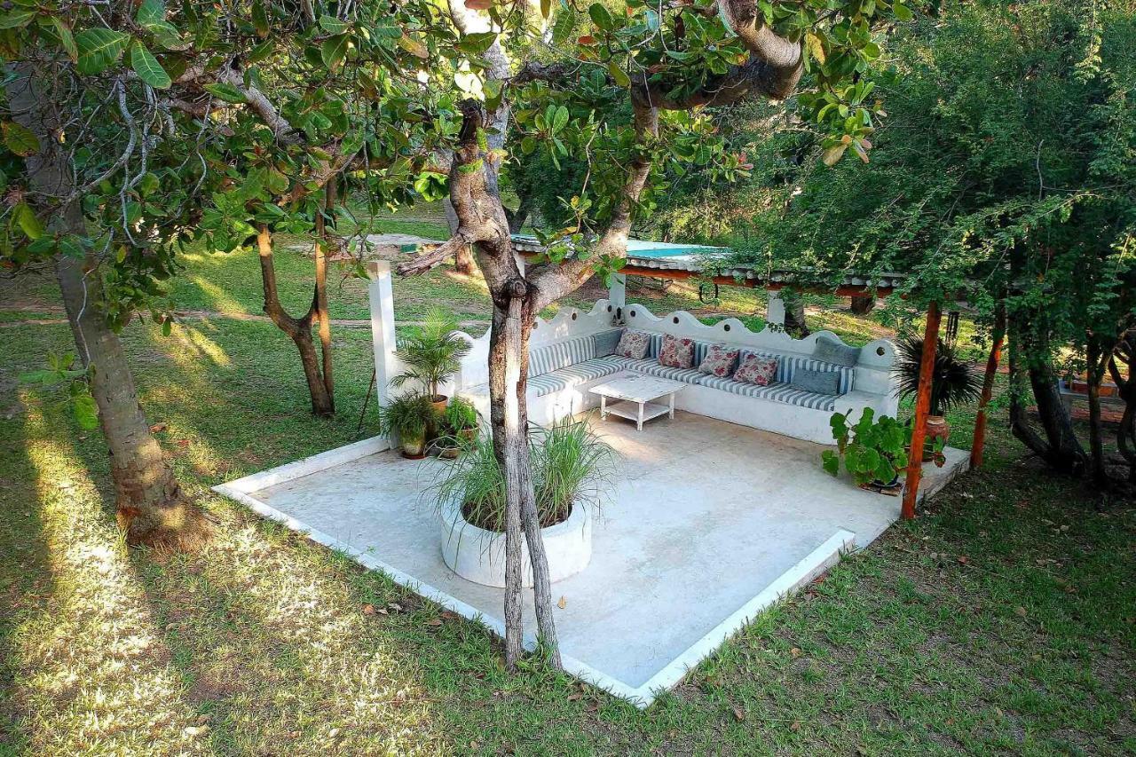 Turtle Cove Lodge And Yoga Shala Praia do Praia do Tofo Esterno foto